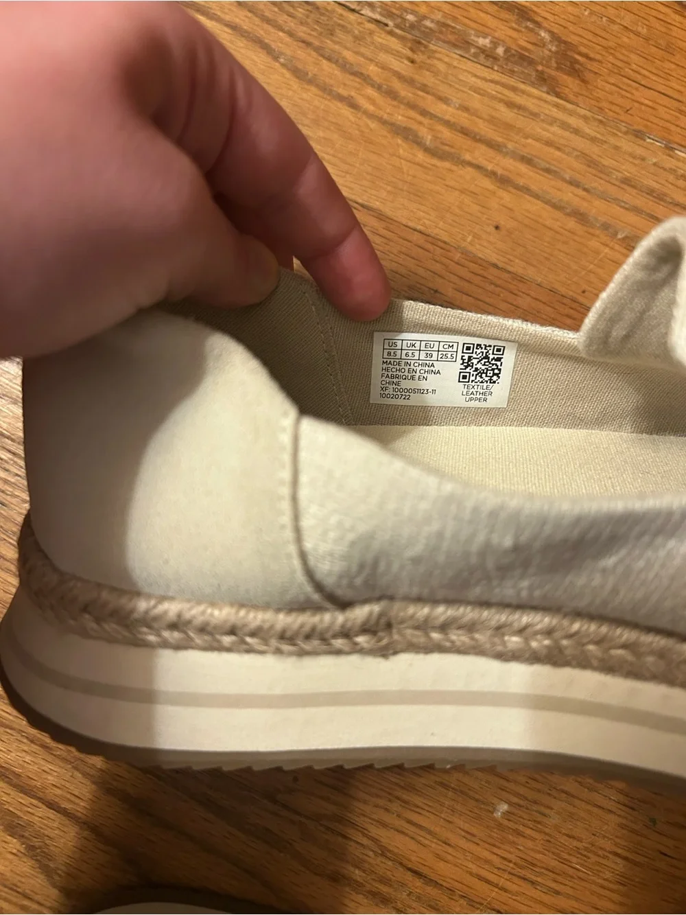 Toms Women’s 8.5 Classic Cream Old Money Minimalist Platform Espadrille Flats